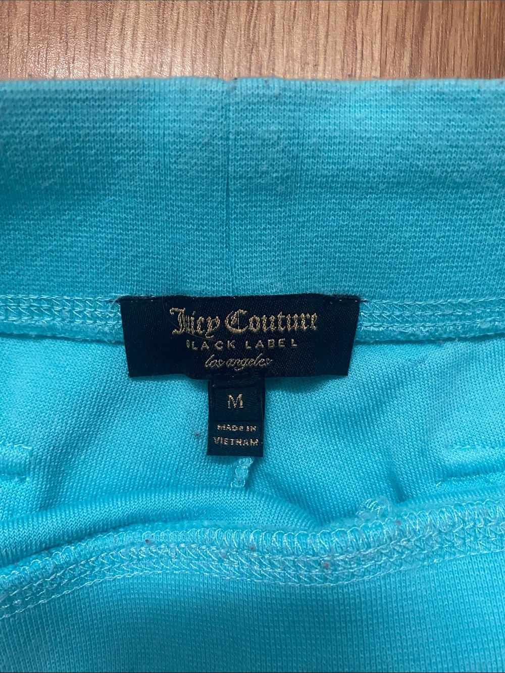 Juicy Couture vintage Turquoise Blue Logo Women's Shorts back pockets - Picture 2 of 3